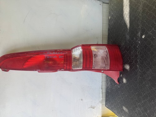Fanale posteriore destro lato - destro.,